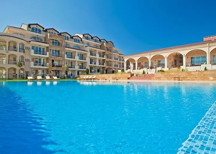 Captain's Island Deluxe Апартамент Черноморец