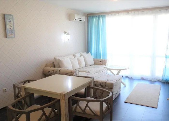 Апартамент Captain's Island Deluxe *